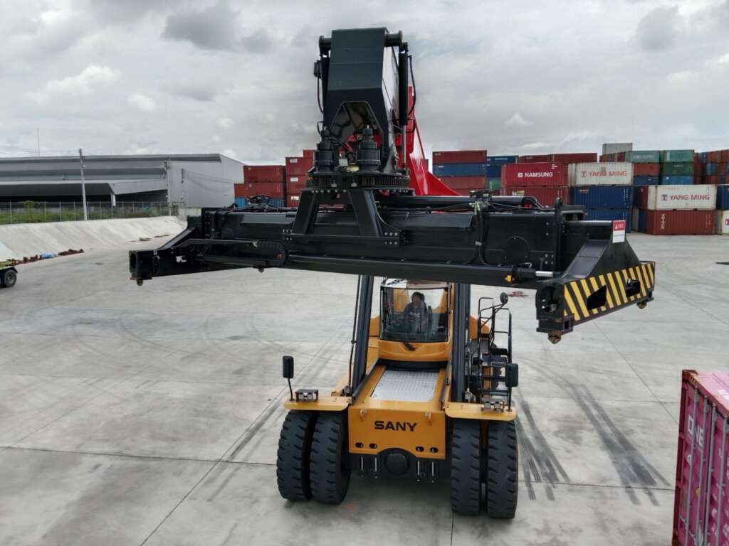 LINE_ALBUM_ลานตู้ปิ่นทอง_240902_1